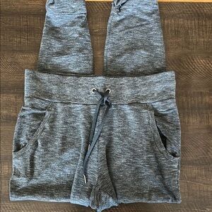 Heather Gray Athleta Women’s Small Joggers